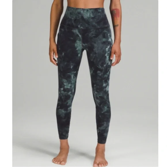 Women's Tie-Dye Leggings - Picture 1 of 3